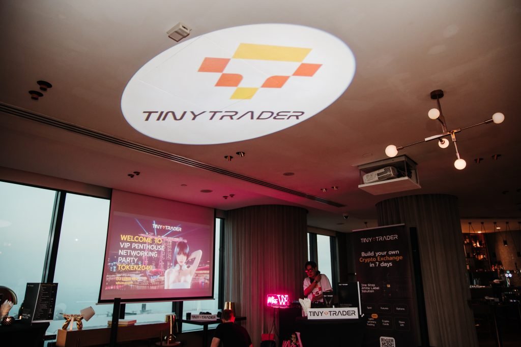 TinyTrader